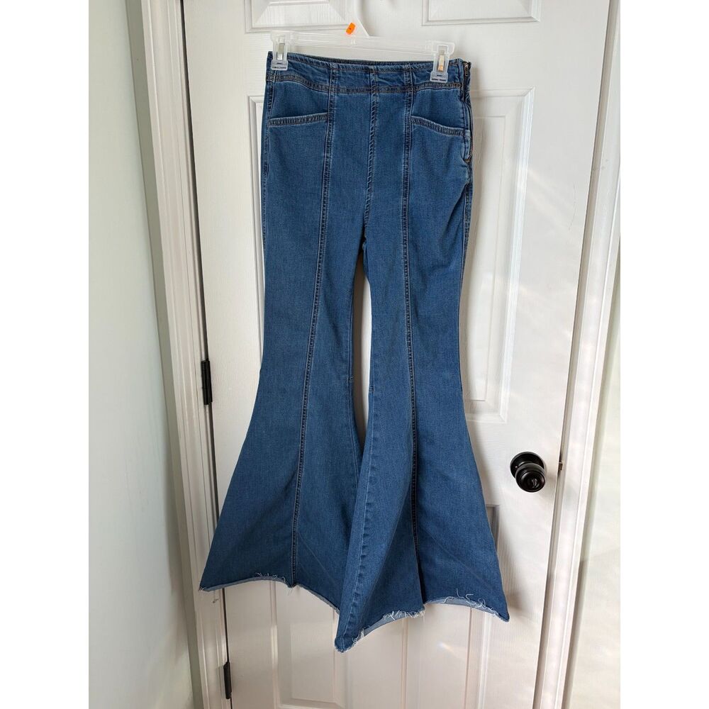 Free People We The Free Ultra Flare 70s Inspired Retro Jeans Size 26 Size Zipper